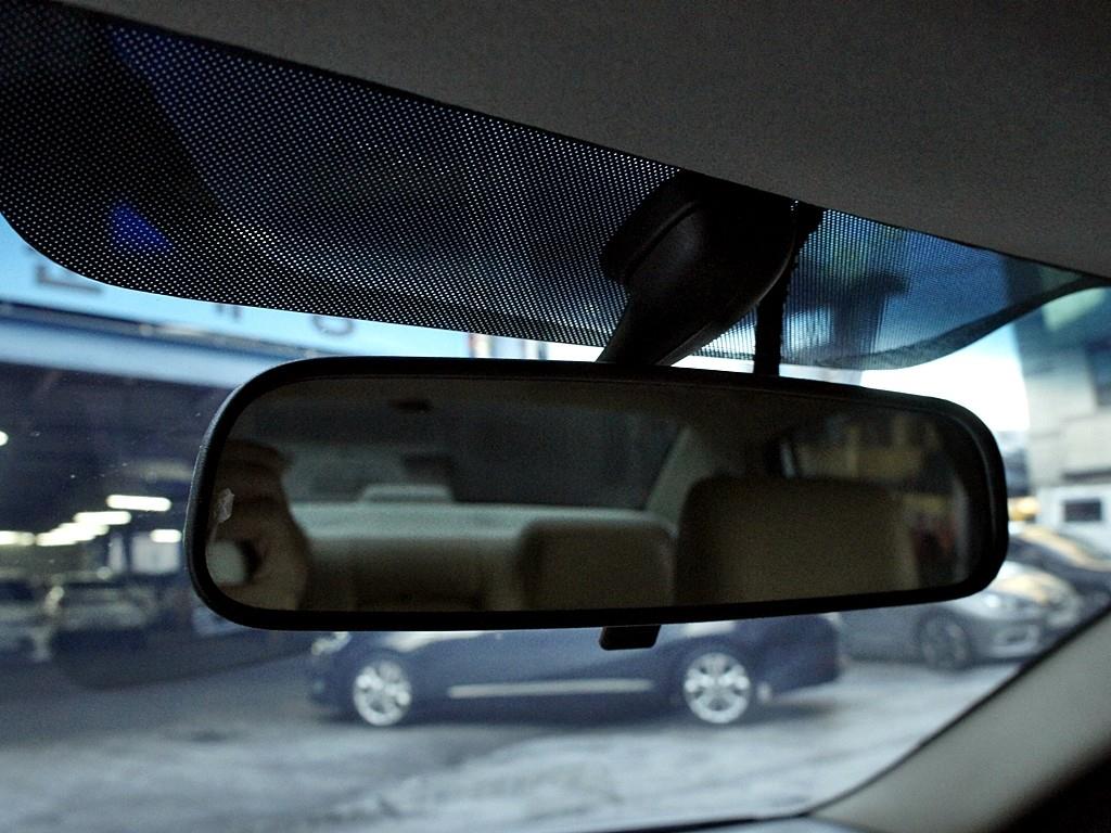 HYUNDAI Avante 2010 Blanco - Importación desde Corea - HF Imports Iquique - Foto 12