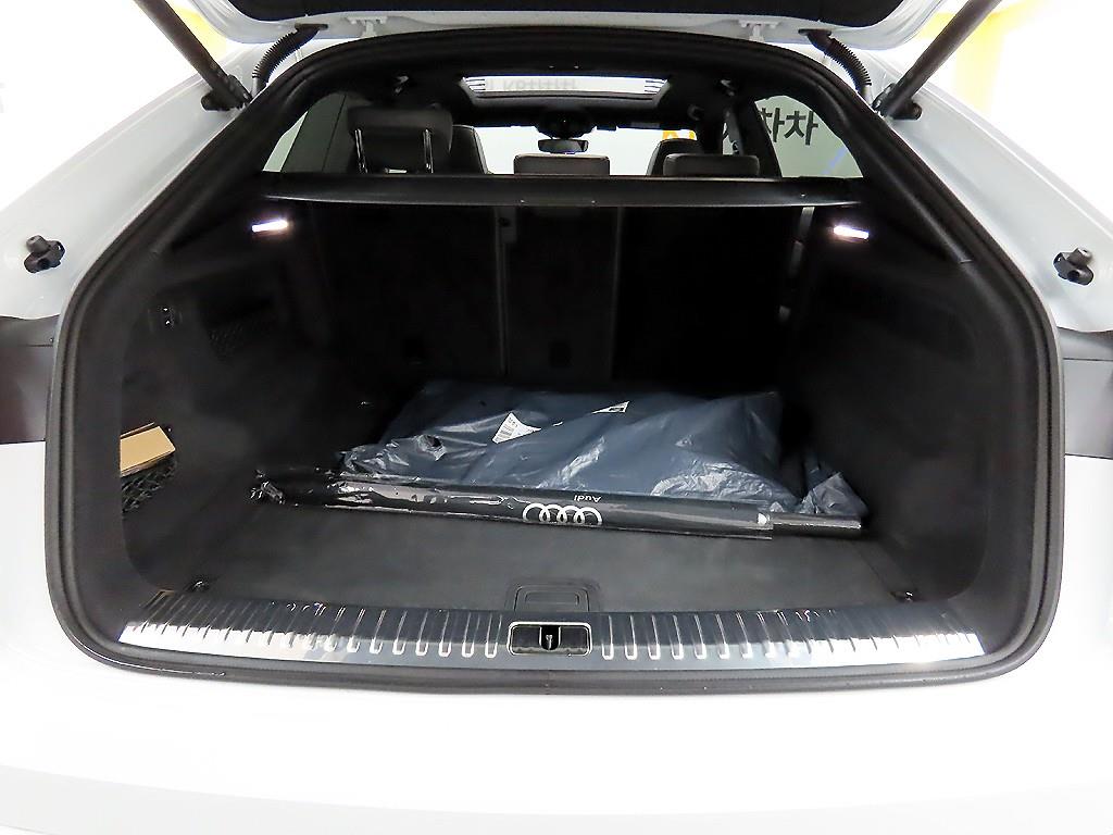 Audi Q8 2025 Blanco - Importación desde Corea - HF Imports Iquique - Foto 18