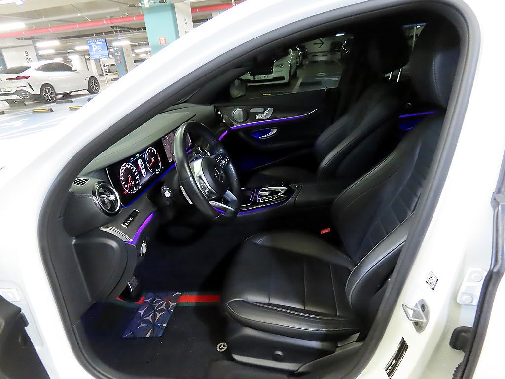 Mercedes Benz E class - Vista 6