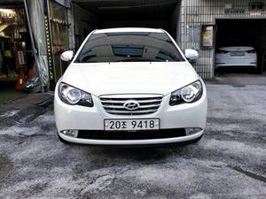 HYUNDAI Avante - Vista 2