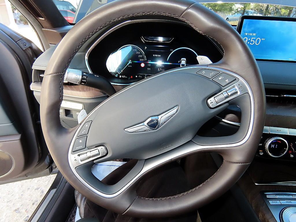 Genesis G80 - Vista 8