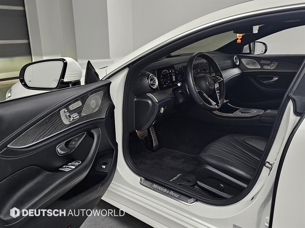 Mercedes Benz CLS Class - Vista 10