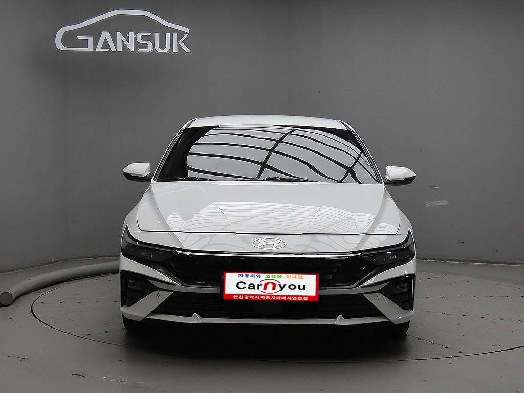 HYUNDAI Avante 2024 Blanco - Importación desde Corea - HF Imports Iquique - Foto 1