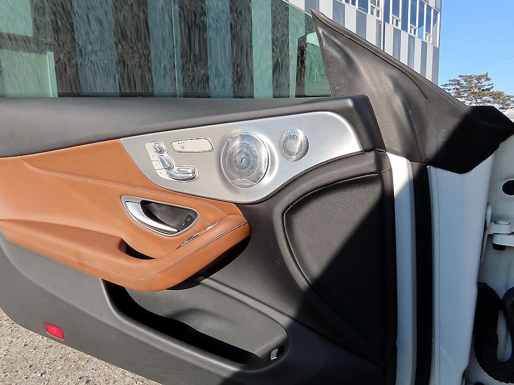 Mercedes Benz C Class - Vista 11