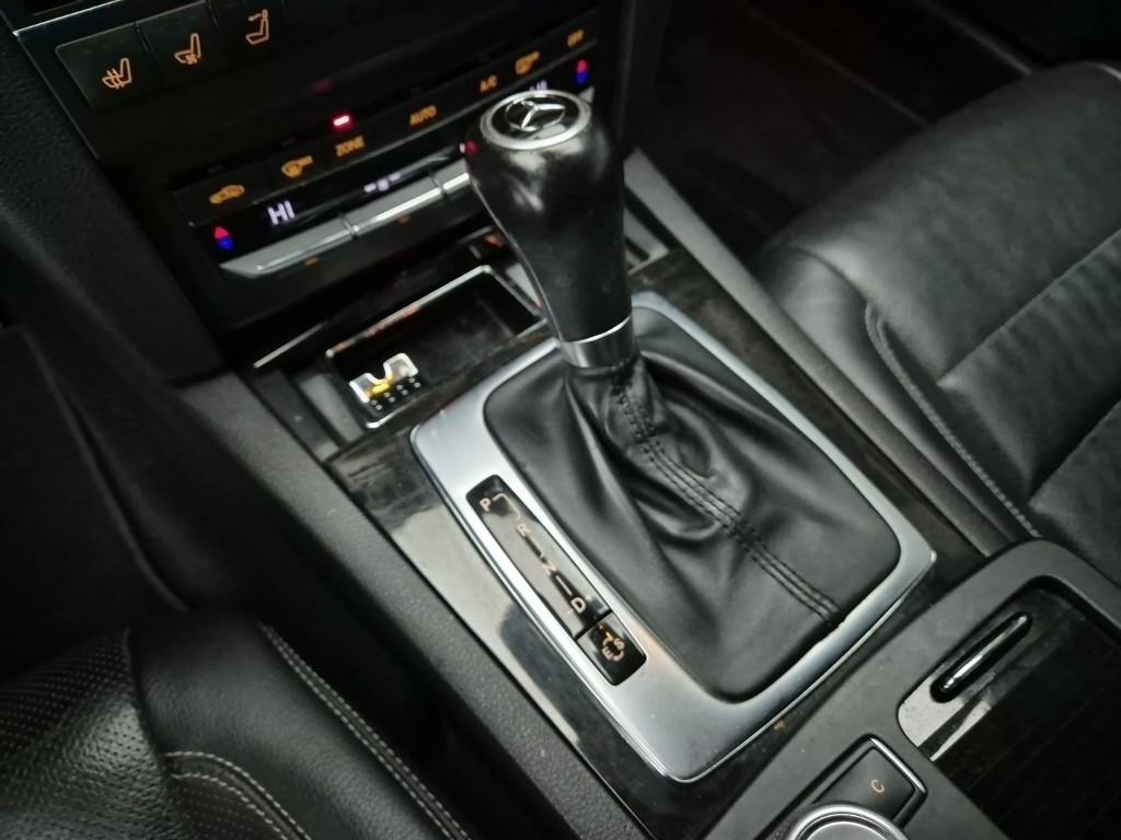 Mercedes Benz E class - Vista 8