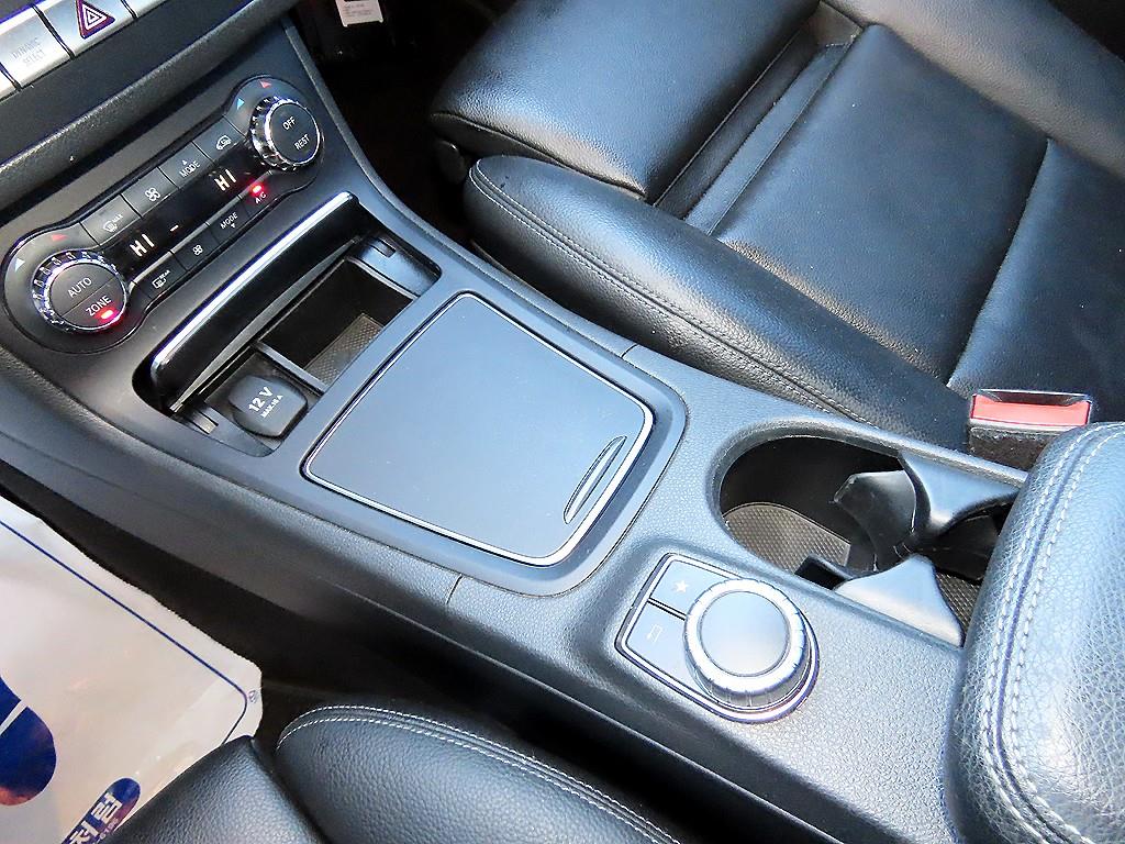 Mercedes Benz B Class (MY B) - Vista 11