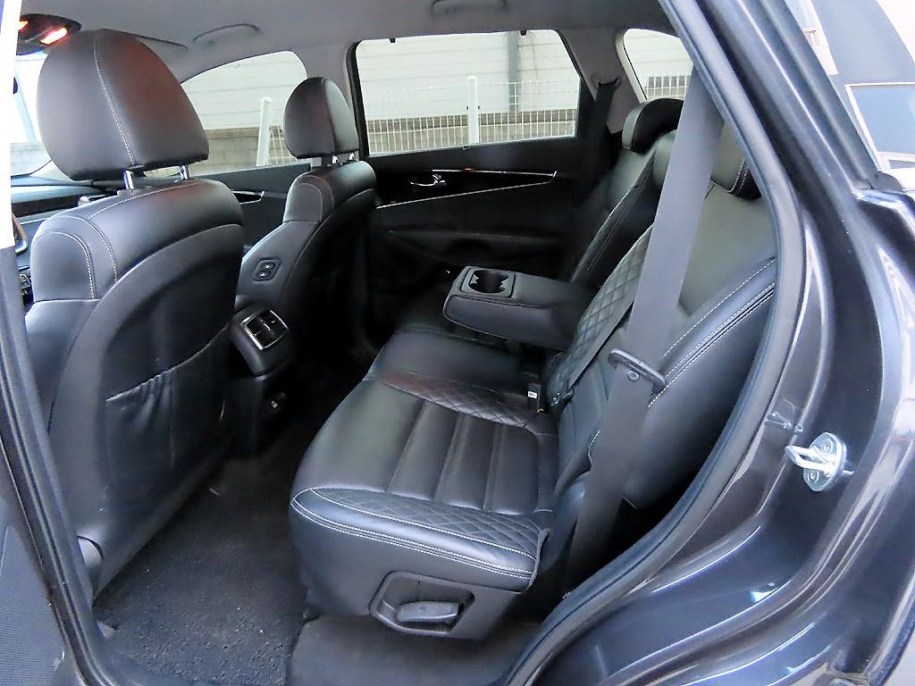 KIA Sorento - Vista 6