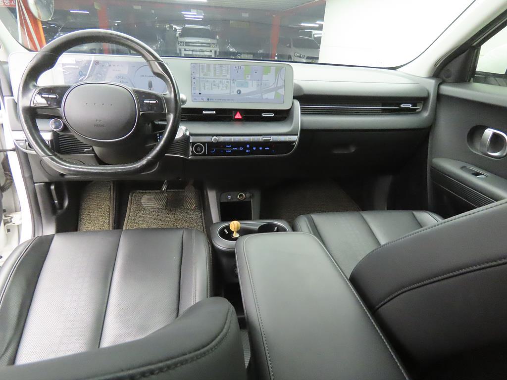 HYUNDAI Ioniq 5 - Vista 7