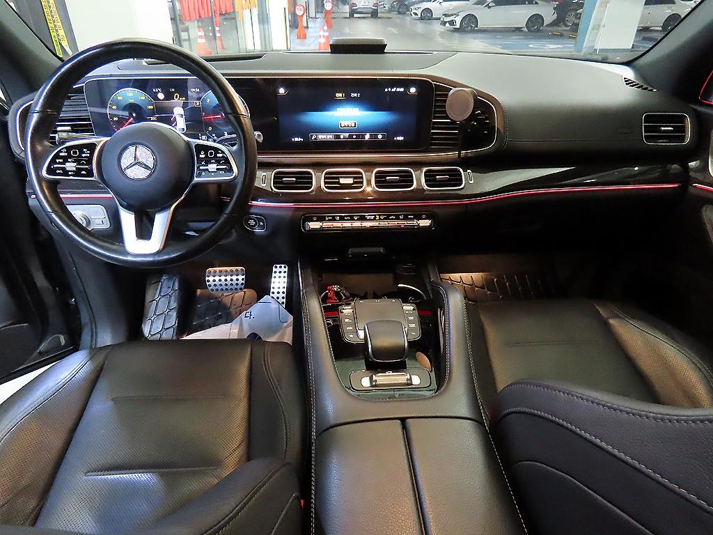 Mercedes Benz GLE Class - Vista 10