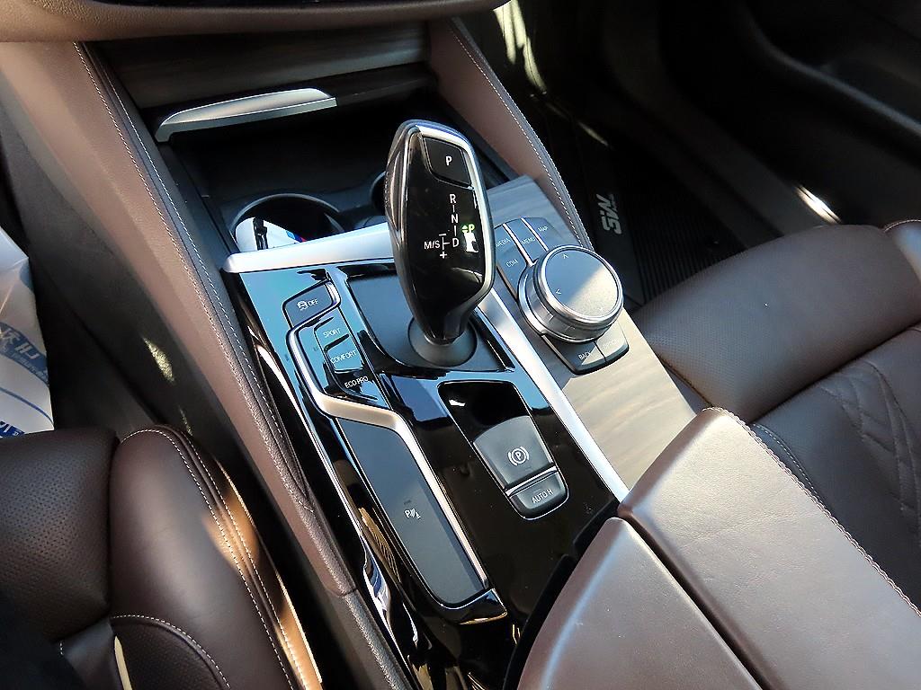 BMW 5 Series - Vista 11