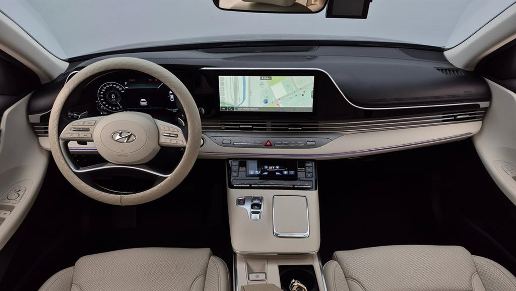 HYUNDAI Grandeur - Vista 9