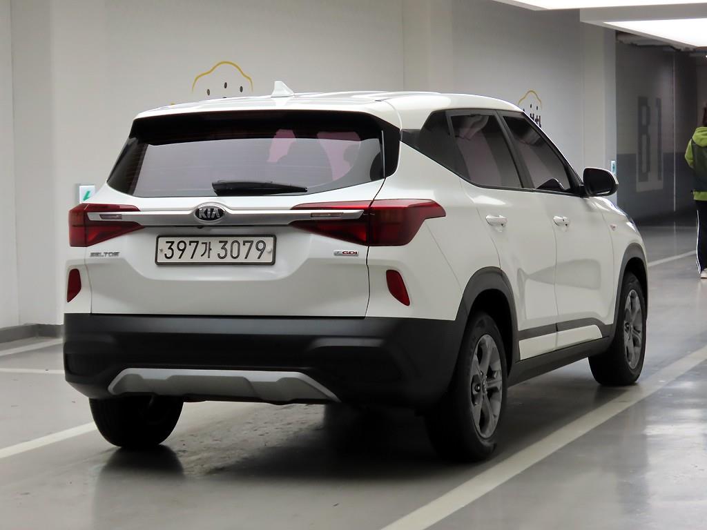 KIA Seltos - Vista 4