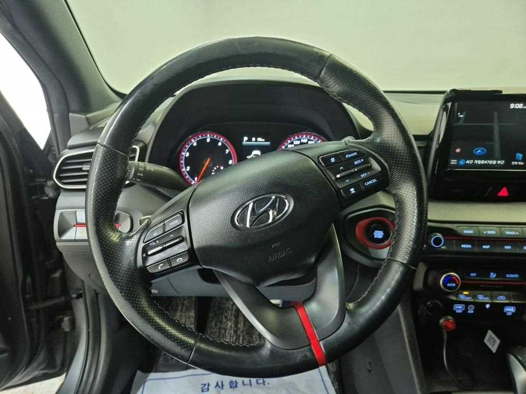 HYUNDAI Veloster - Vista 9