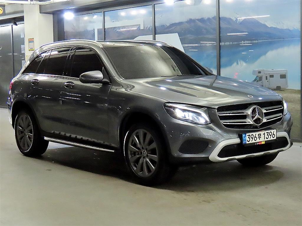 Mercedes Benz GLC Class 2019 Gris - Importación desde Corea - HF Imports Iquique - Foto 1