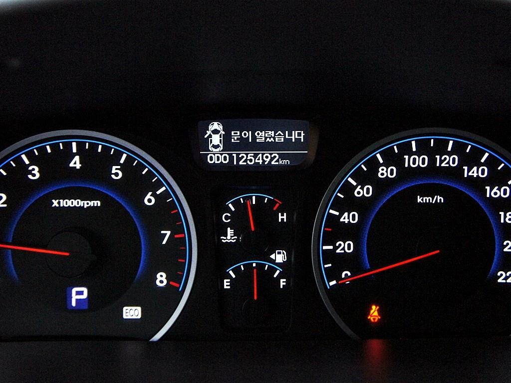 HYUNDAI Avante 2010 Blanco - Importación desde Corea - HF Imports Iquique - Foto 9