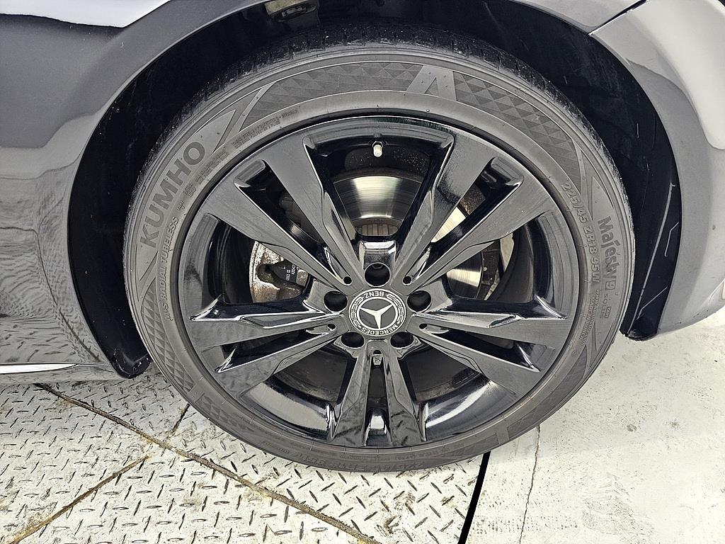 Mercedes Benz C Class 2017 Negro - Importación desde Corea - HF Imports Iquique - Foto 20