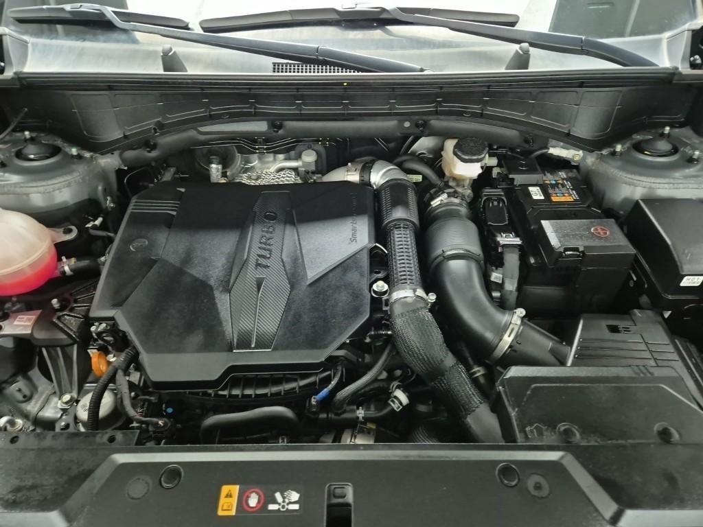 HYUNDAI Santa Fe - Vista 5