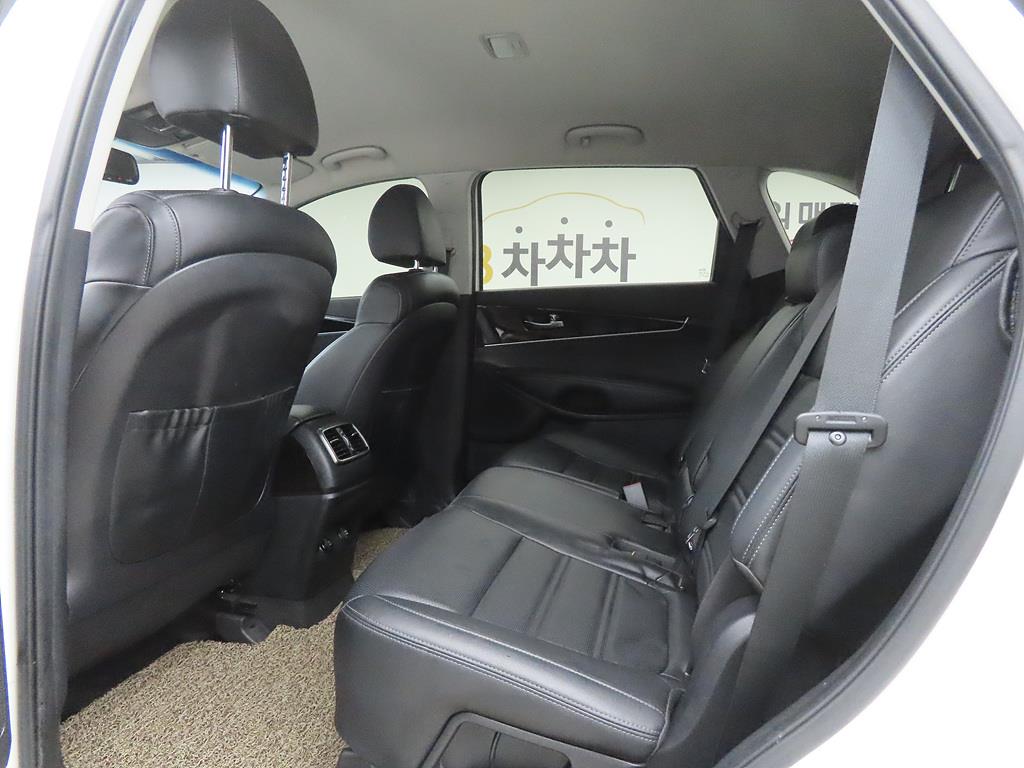 KIA Sorento - Vista 6