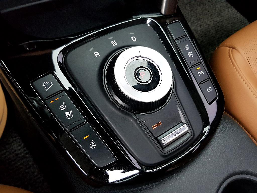 KIA Seltos 2024 Blanco - Importación desde Corea - HF Imports Iquique - Foto 13