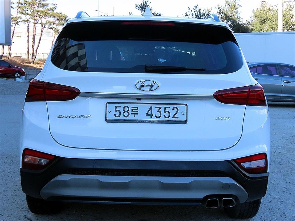 HYUNDAI Santa Fe - Vista 4