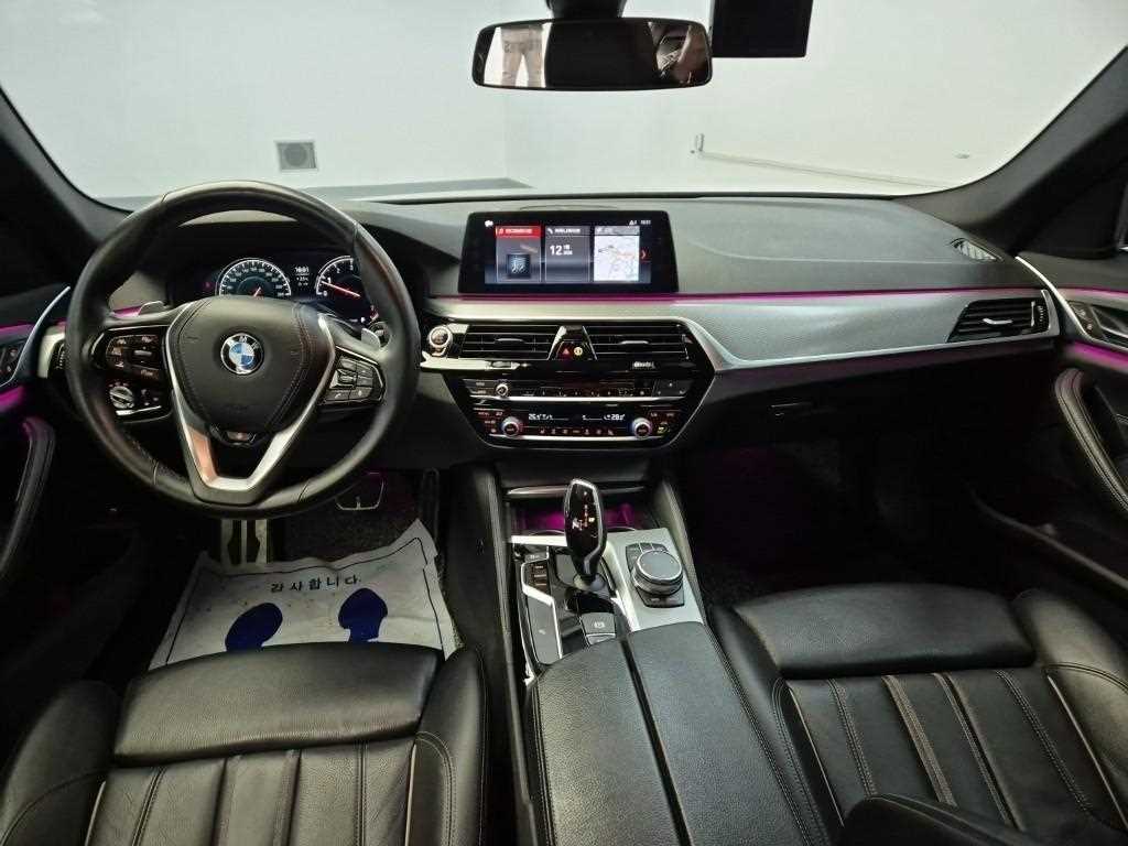 BMW 5 Series - Vista 7