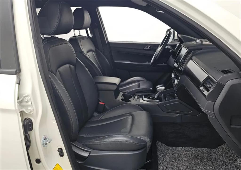 Ssangyong Rexton 2020 Blanco - Importación desde Corea - HF Imports Iquique - Foto 13