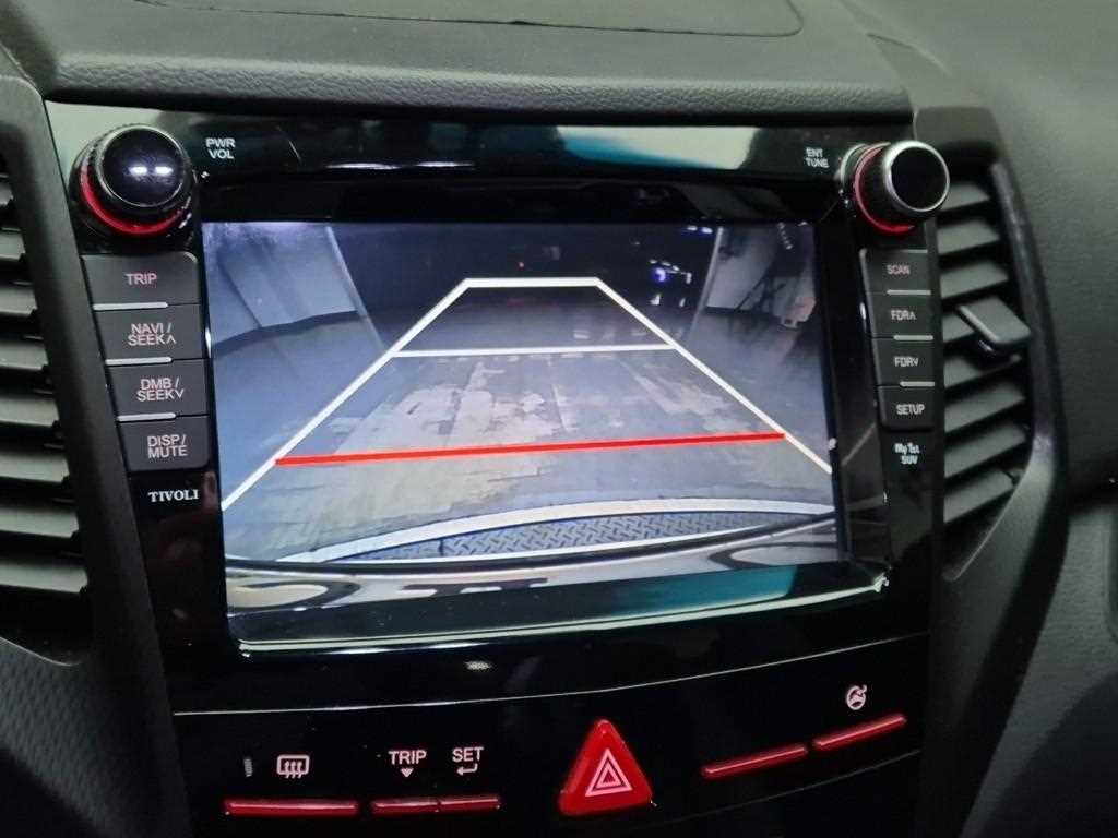 Ssangyong Tivoli 2016 Blanco - Importación desde Corea - HF Imports Iquique - Foto 15