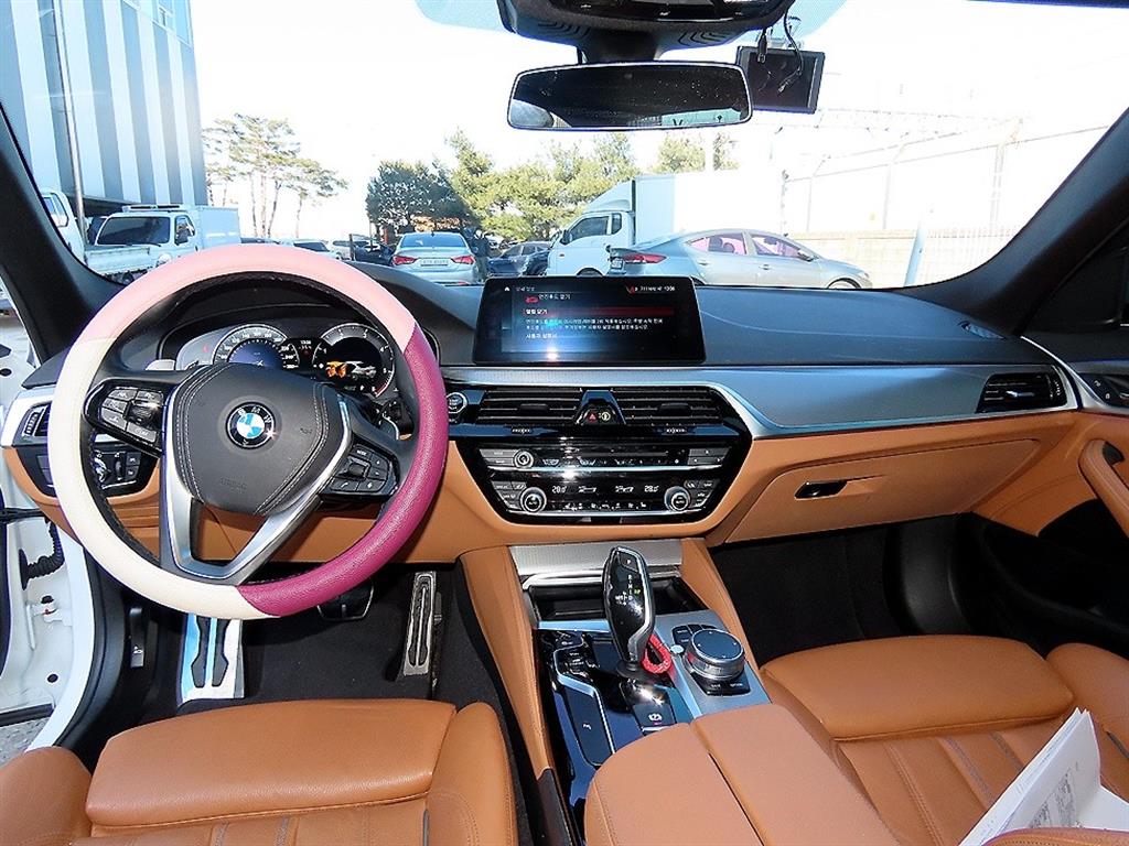 BMW 5 Series - Vista 7