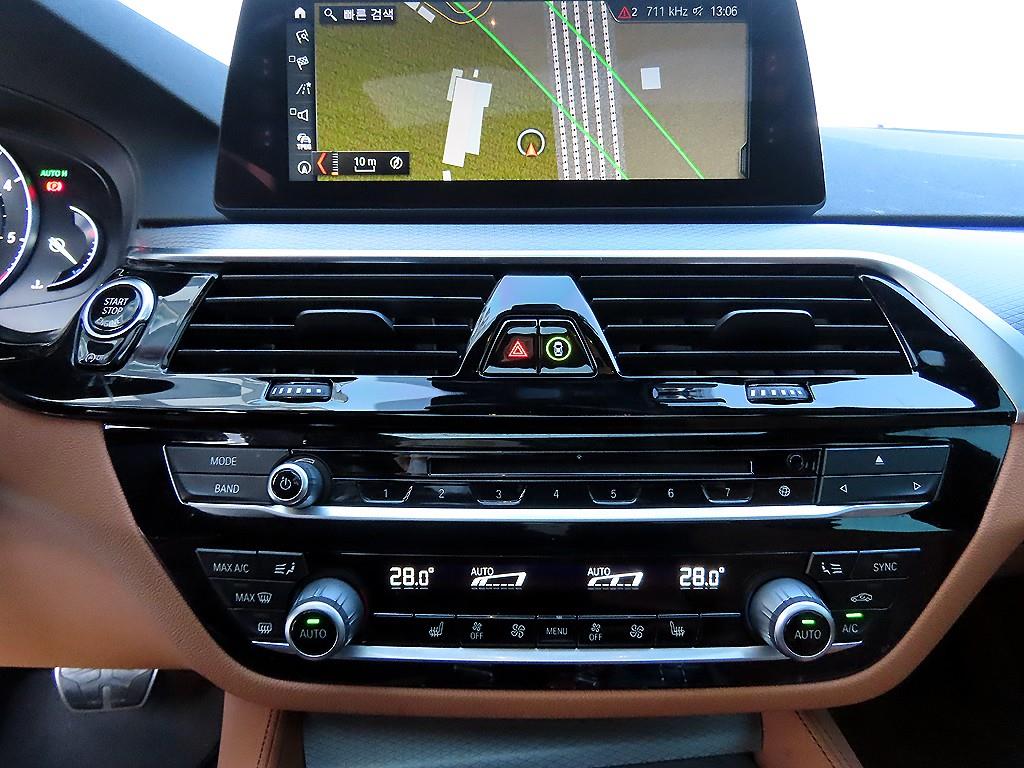 BMW 5 Series 2018 Blanco - Importación desde Corea - HF Imports Iquique - Foto 13