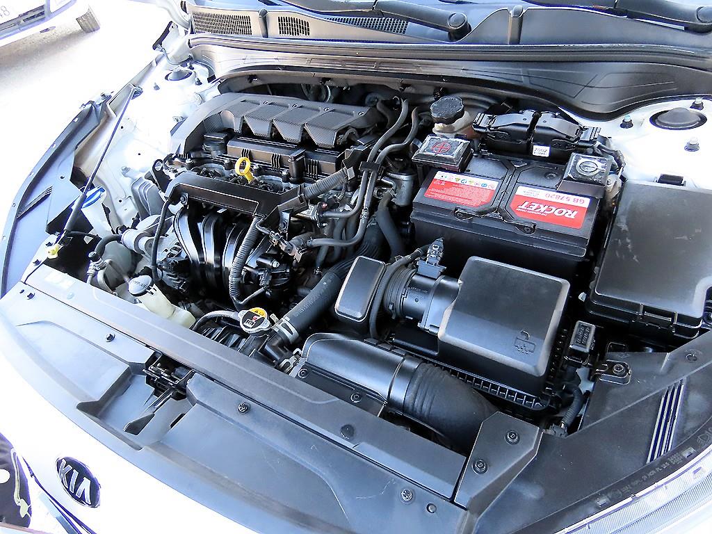 KIA K3 2019 Blanco - Importación desde Corea - HF Imports Iquique - Foto 19