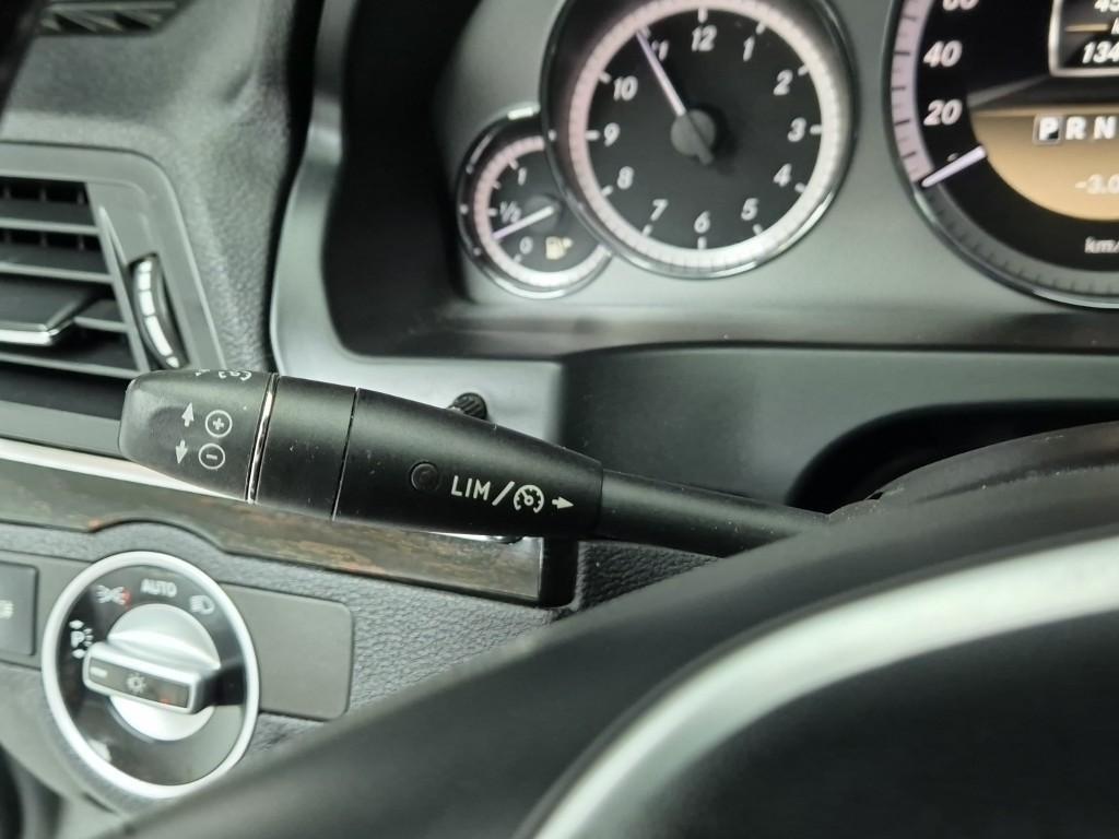 Mercedes Benz E class 2012 Gris - Importación desde Corea - HF Imports Iquique - Foto 15