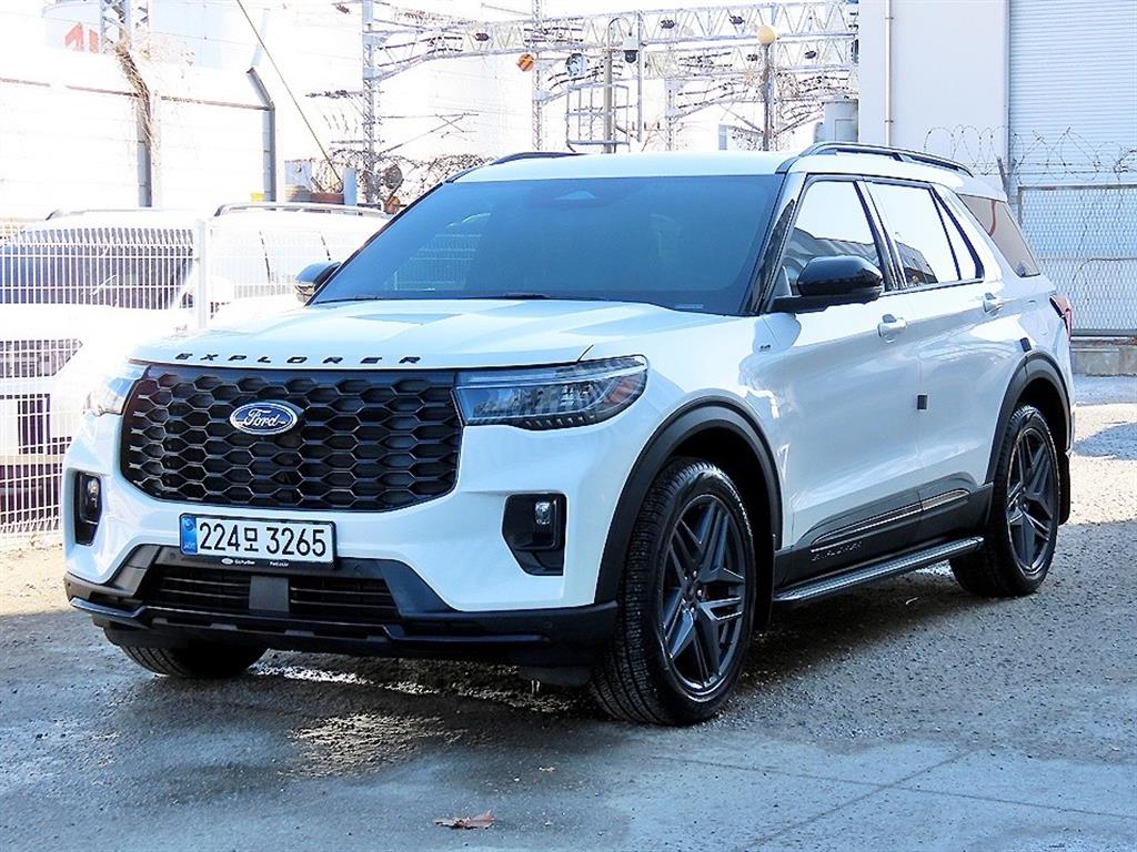 Ford Explorer - Vista 2