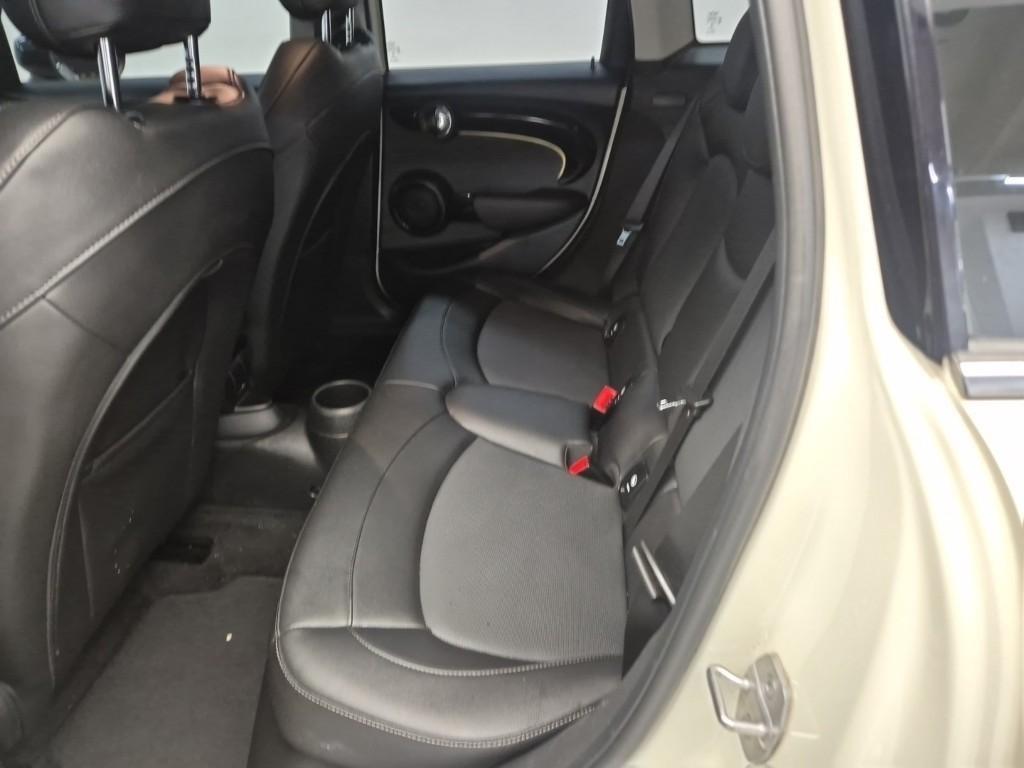 Mini Cooper - Vista 12