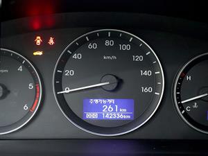 HYUNDAI Starex - Vista 12