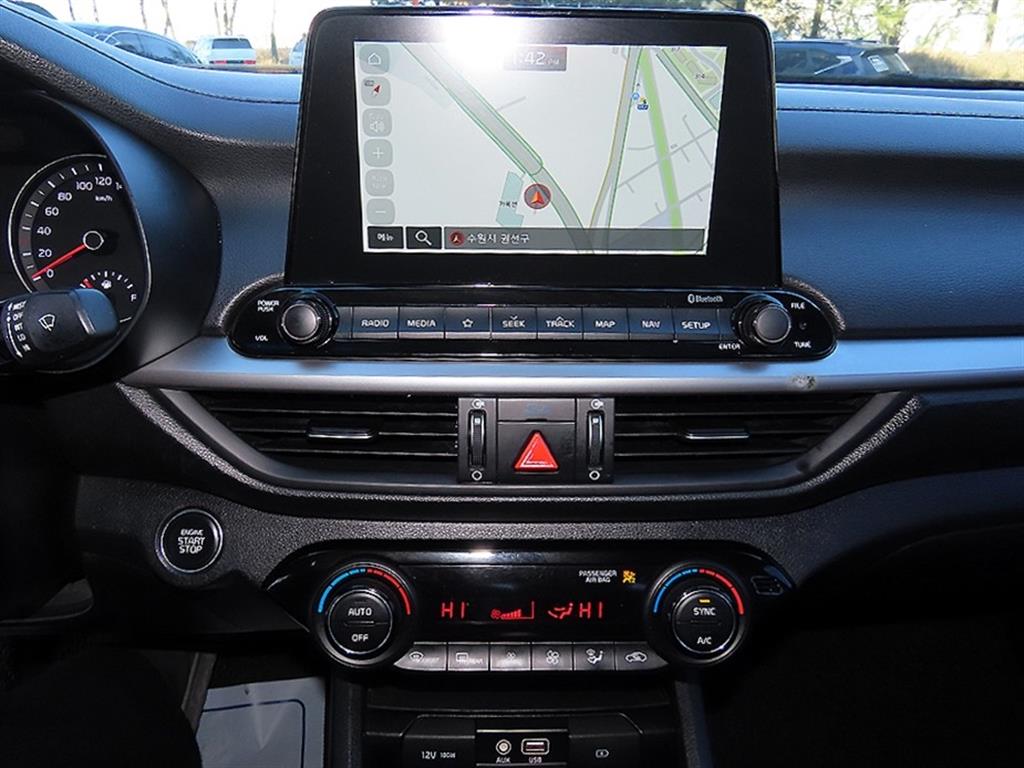 KIA K3 2019 Blanco - Importación desde Corea - HF Imports Iquique - Foto 13