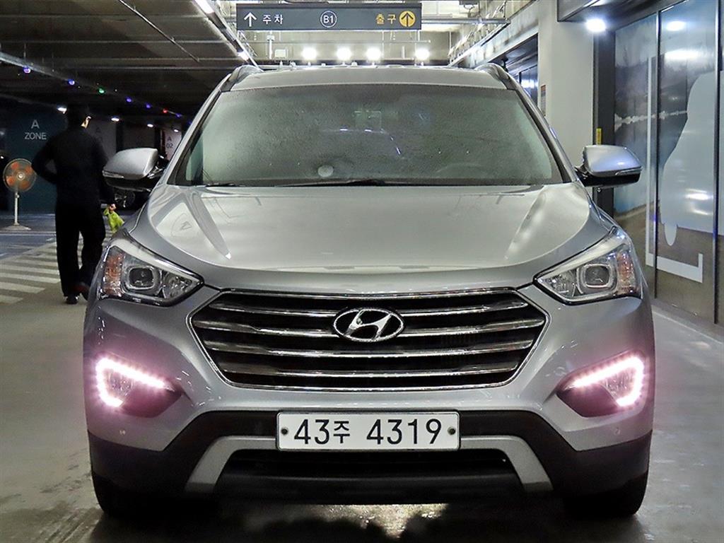 HYUNDAI Maxcruz - Vista 2