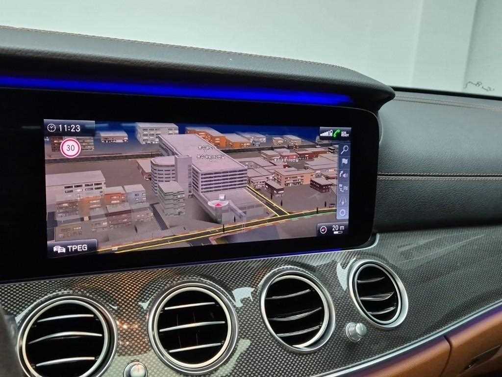 Mercedes Benz E class 2020 Blanco - Importación desde Corea - HF Imports Iquique - Foto 13