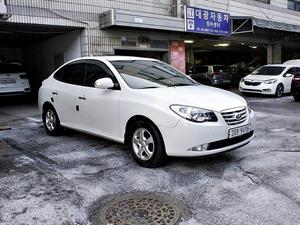 HYUNDAI Avante - Vista 4