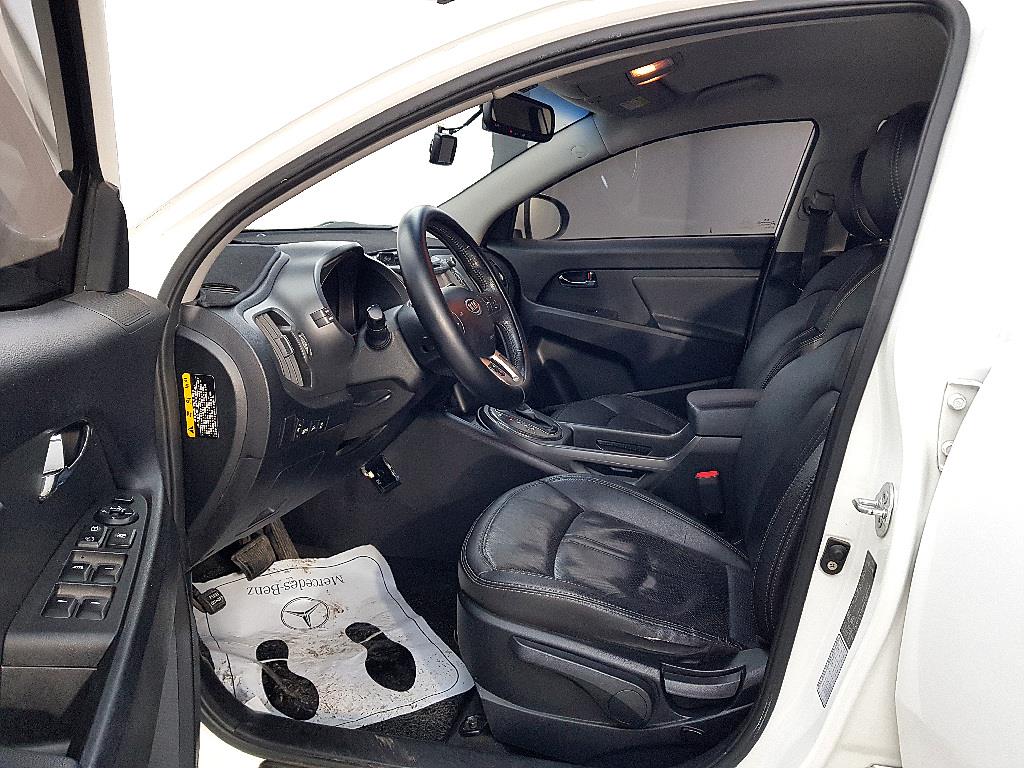 KIA Sportage - Vista 8