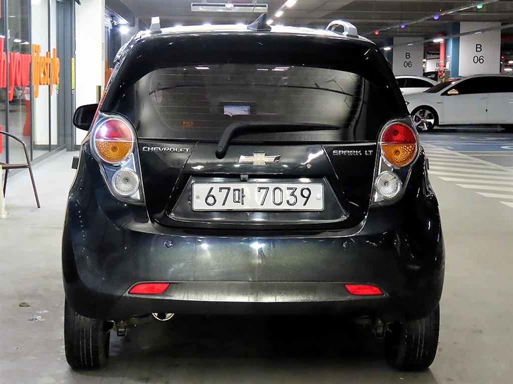 Chevrolet Spark - Vista 5