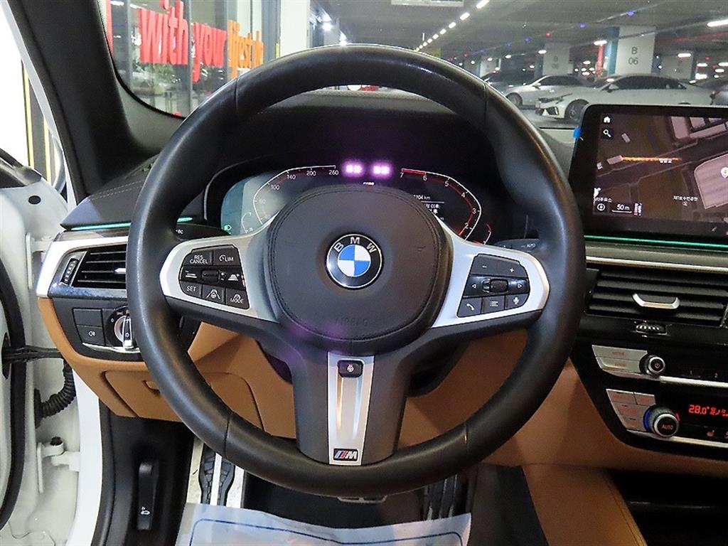 BMW 5 Series - Vista 8