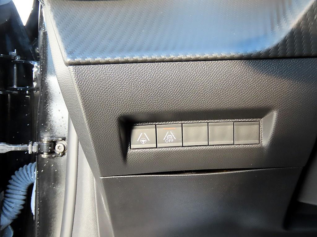 Peugeot 208 - Vista 12