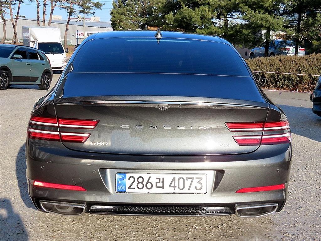 Genesis G80 - Vista 4