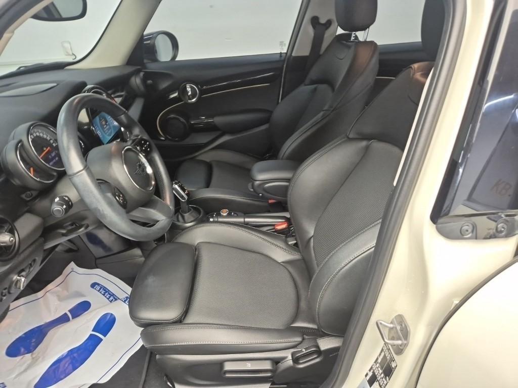 Mini Cooper - Vista 11