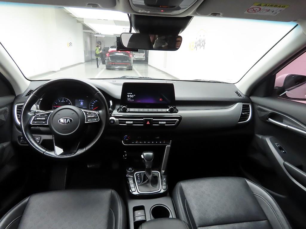 KIA Seltos - Vista 6