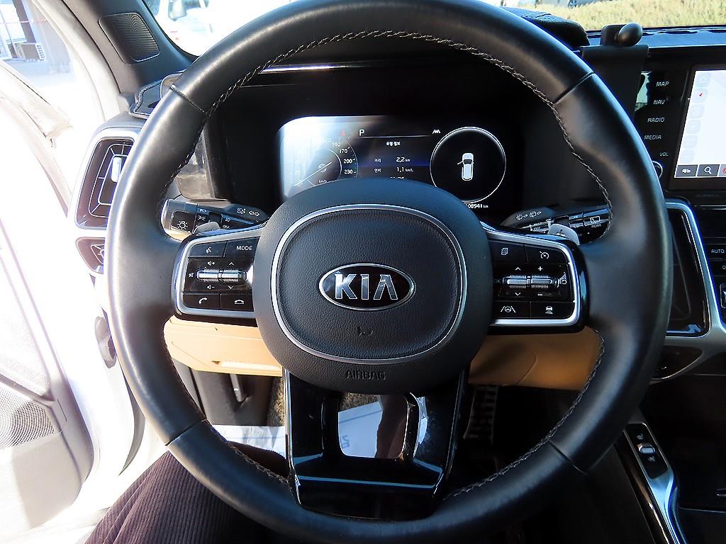 KIA Sorento - Vista 8