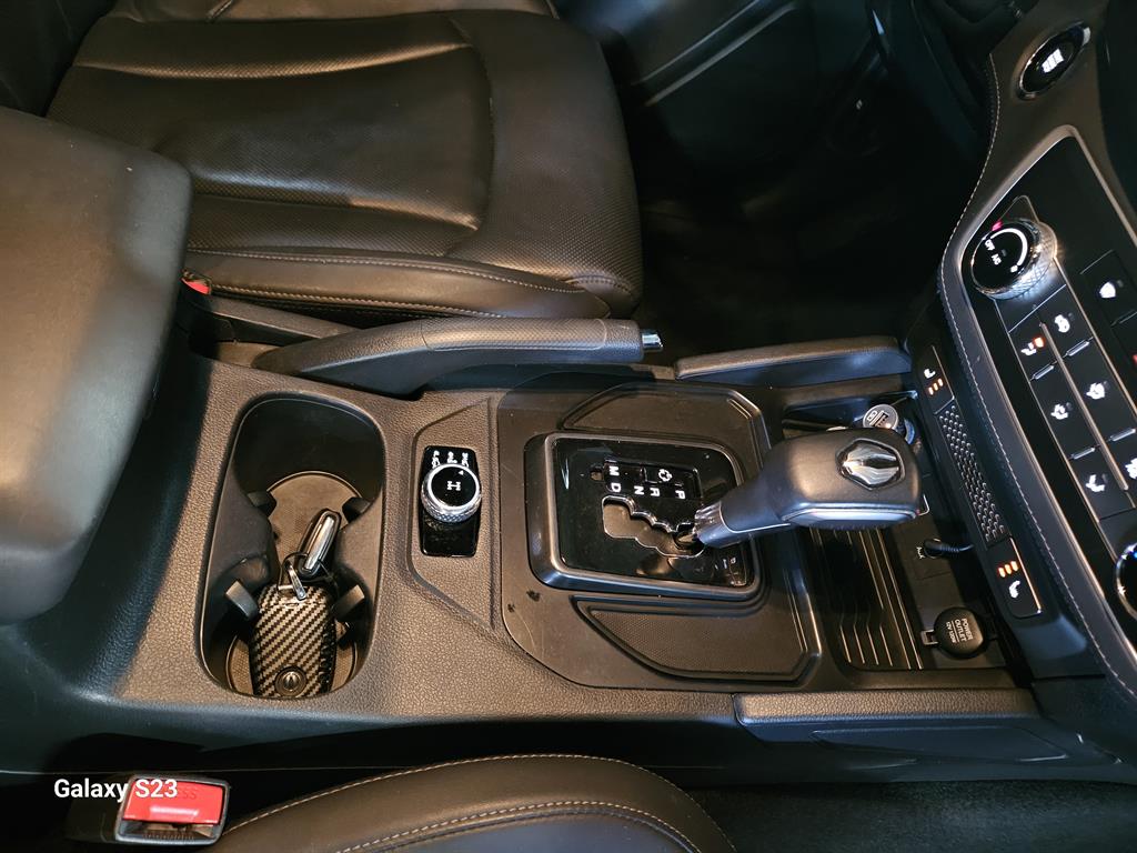 Ssangyong Rexton - Vista 10