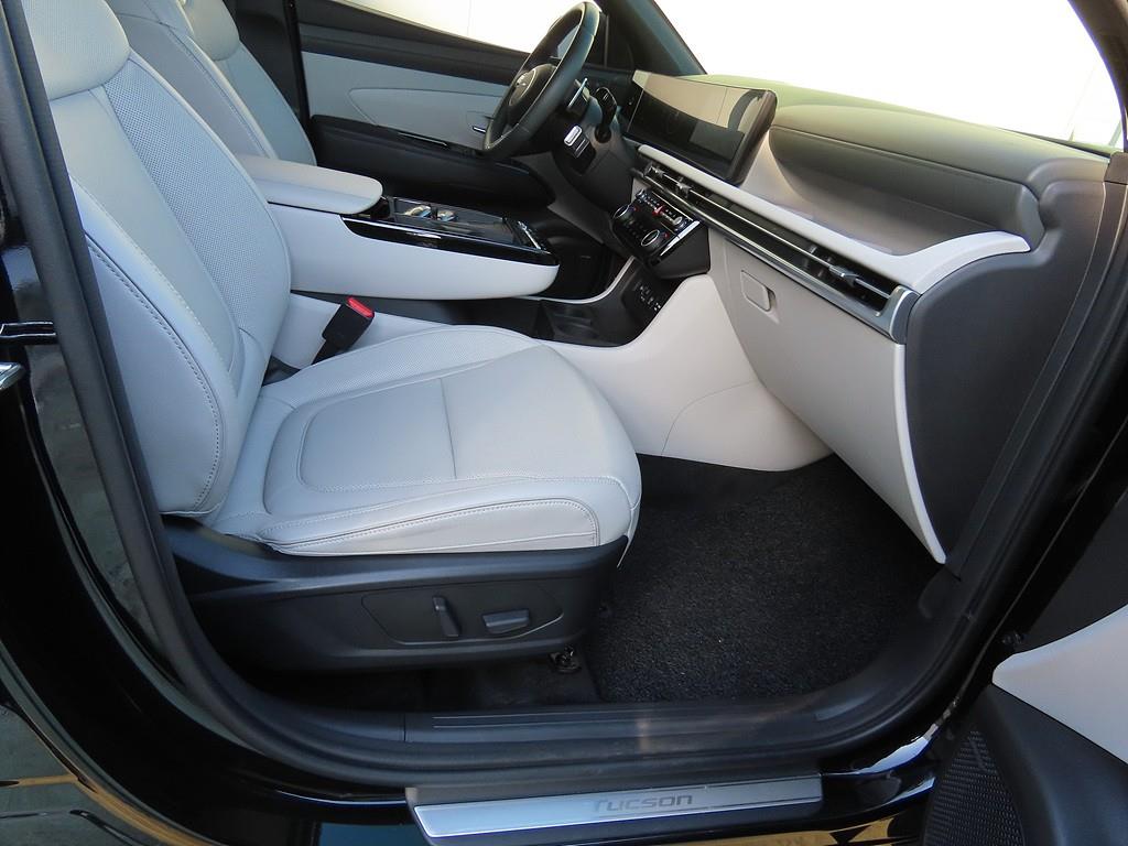 HYUNDAI Tucson - Vista 9