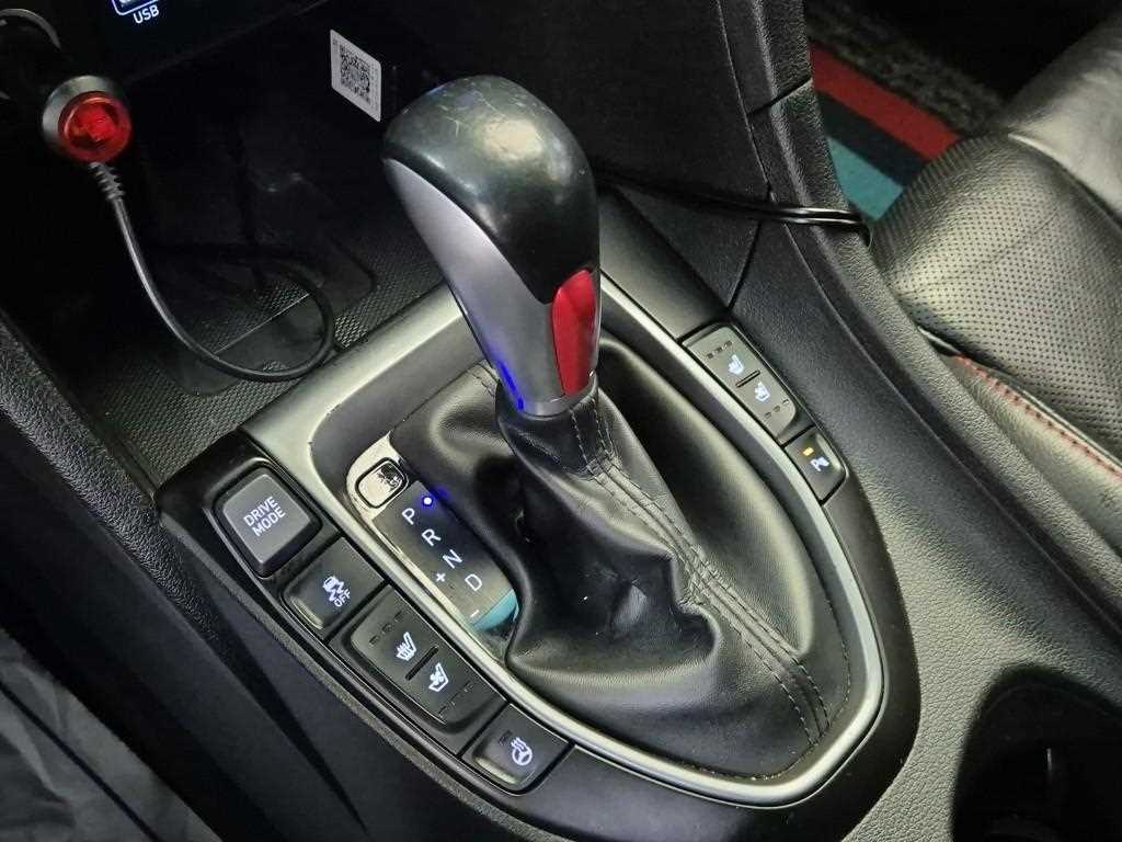 HYUNDAI Veloster - Vista 8