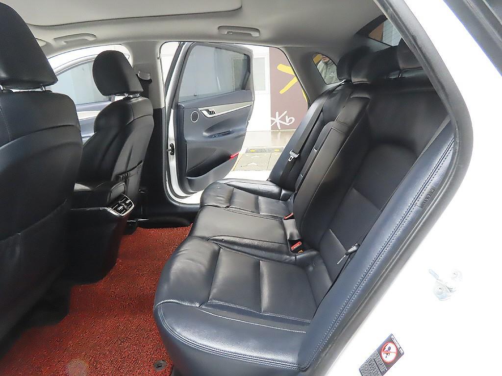 HYUNDAI Grandeur 2021 Blanco - Importación desde Corea - HF Imports Iquique - Foto 9